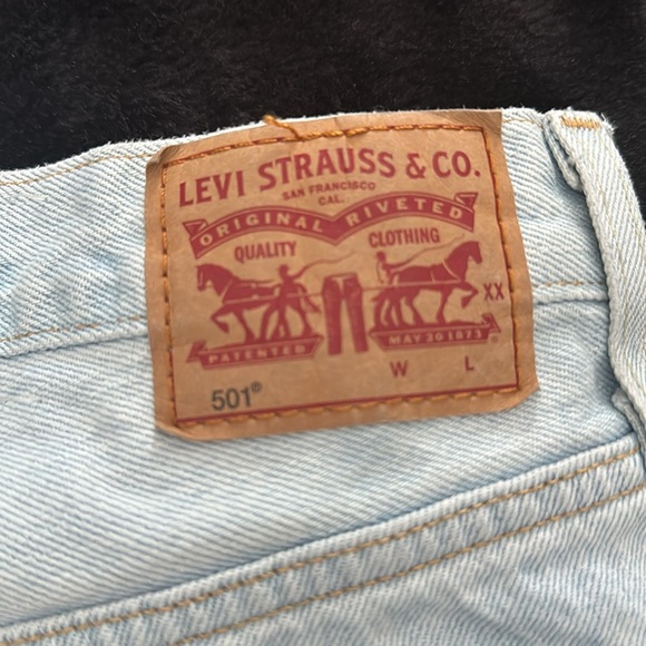 501 Levi's denim shorts 30 - Picture 3 of 5
